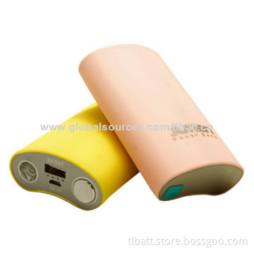 High capacity AAA 12,000mAh universal portable power bank